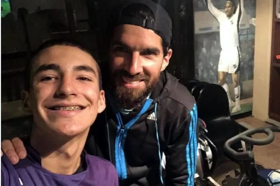 Diego Abreu junto a su papá, el 'Loco'.