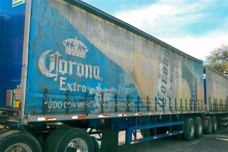 Por robarse un camión que transportaba cervezas, y secuestrar al chofer, dos hombres fueron vinculados a proceso.