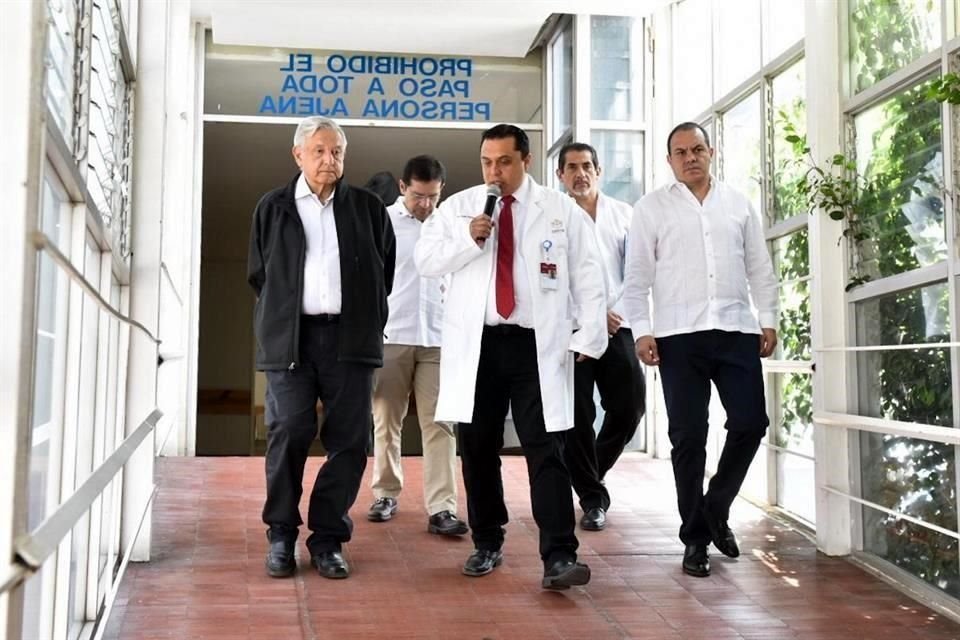 AMLO prometió que a los médicos generales que ayuden con enfermos de Covid-19 se les ayudará con dos puntos en examen para residencias.