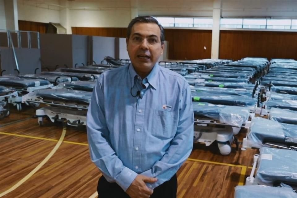 En un video, César Jiménez, presidente ejecutivo de Ternium México, explica el plan para acondicionar el hospital.