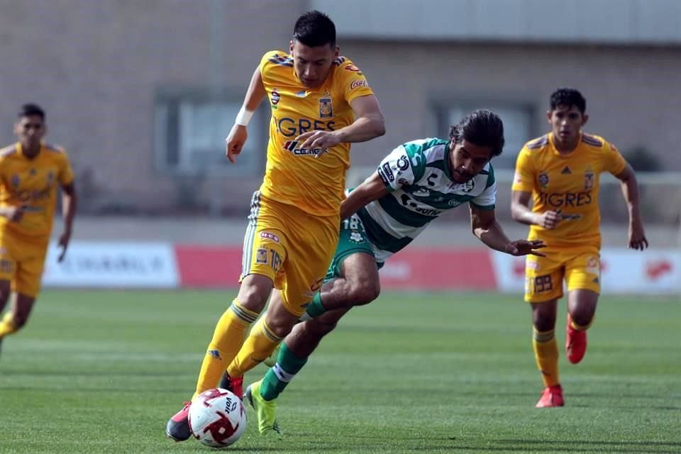 Juan Pablo Martínez lamentó que el Covid-19 haya frenado al futbol.