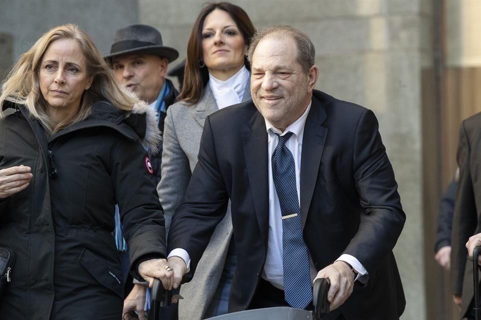 Harvey Weinstein fue sentenciado a 23 años en prisión tras un juicio en Nueva York.