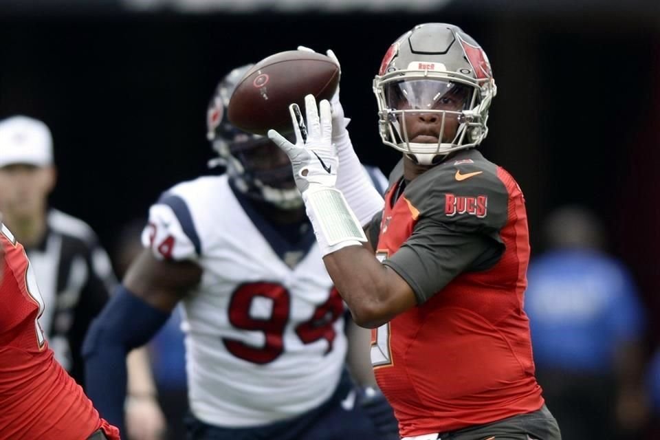 Jameis Winston considera que la llegada de Tom Brady a Bucaneros es un honor.