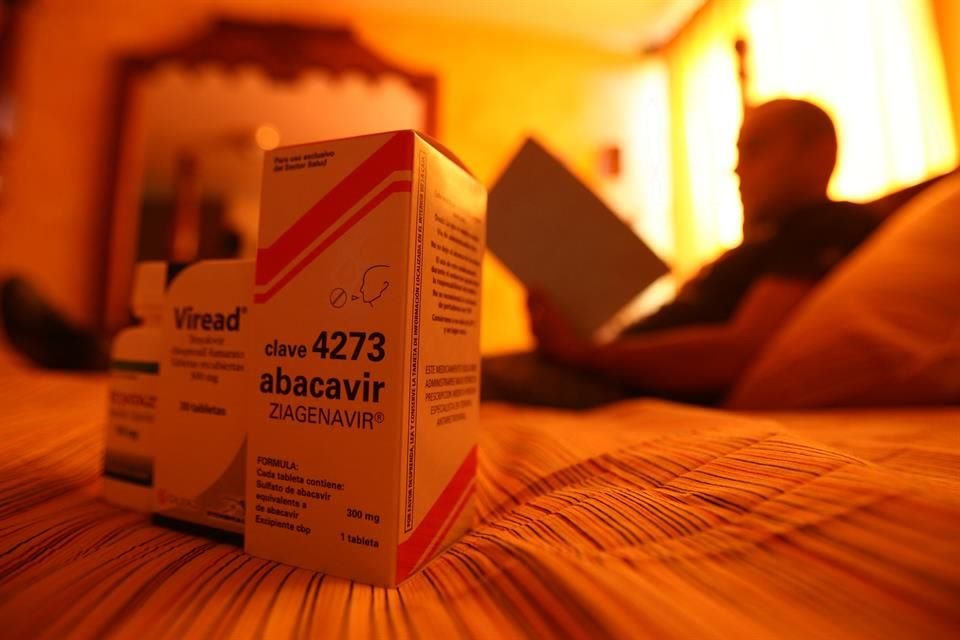 Al considerar que los VIH+ son vulnerables frente al Covid-19, diputados de Jalisco piden a autoridades de Salud garantizarles medicamentos.
