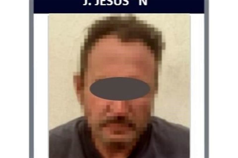 A J. Jesús lo sorprendieron en flagrancia y traía dos encendedores.