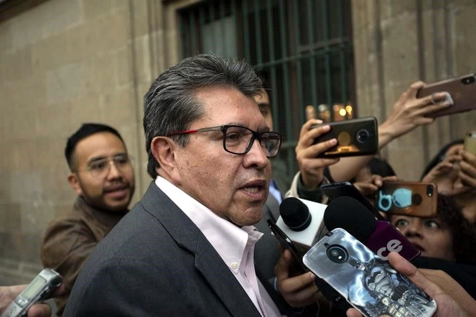 Ayer, el Presidente López Obrador encargó al coordinador de Morena en el Senado, Ricardo Monreal (foto), que se abocara a empujar la Ley de Amnistía.