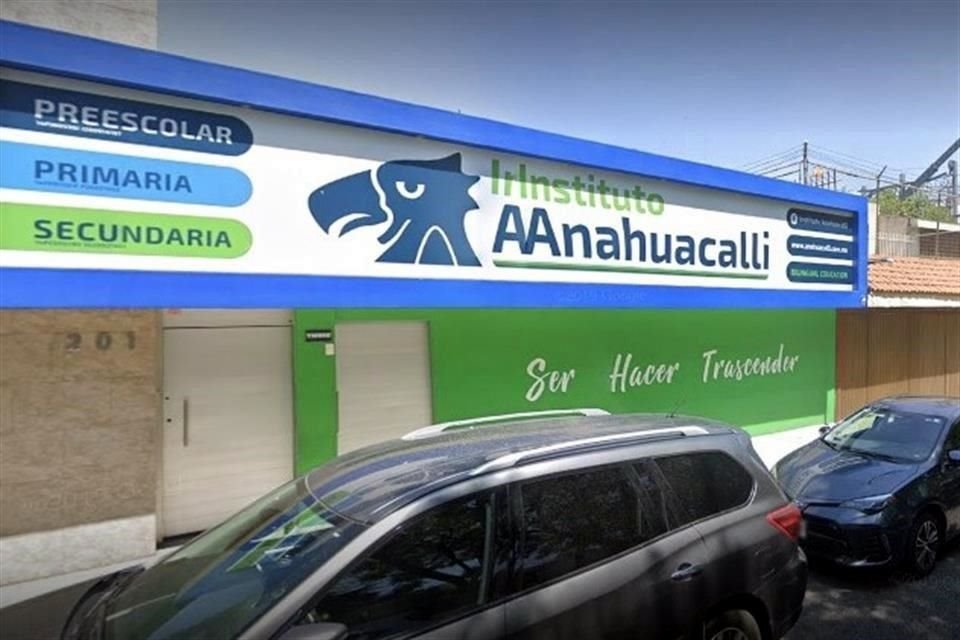 La dirección del Colegio Anahuacalli aseguró cumplir con las disposiciones de salubridad para la entrega de libros.