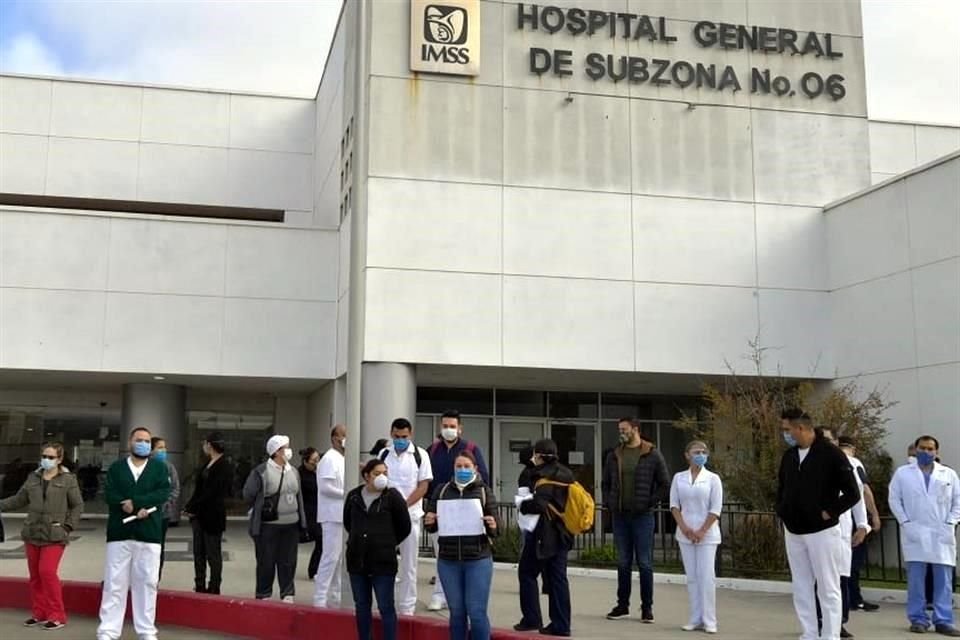 Los trabajadores del sector salud exigen insumos para protegerse del nuevo virus.