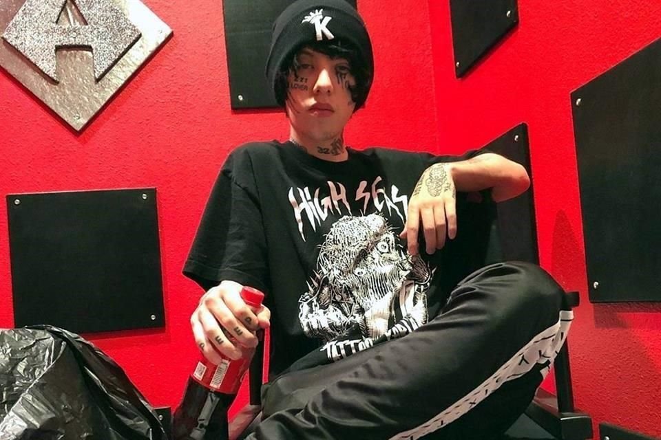 Lil Xan evita las noticias para poder lidiar con el estrés debido al Covid-19.