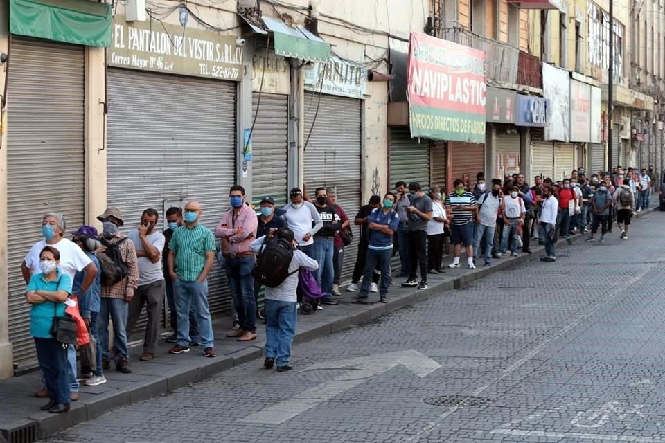 El Mandatario aseguró que la reapertura se hará en diversas etapas para evitar recaer en los contagios.