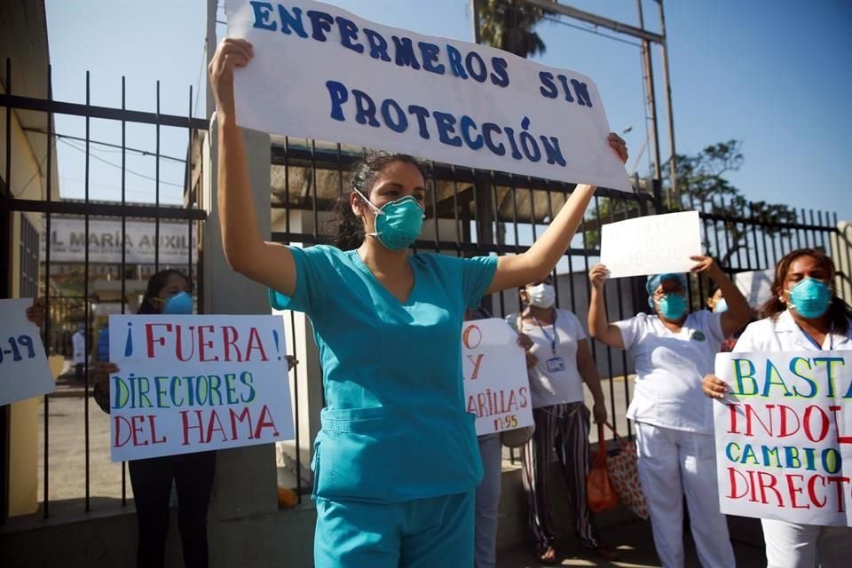 Enfermeras protestaron por no tener los suministros adecuados durante la pandemia de Covid-19.