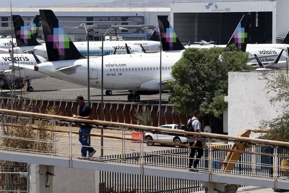 En vuelos nacionales, Volaris transportó a un millón 74 mil viajeros en septiembre.