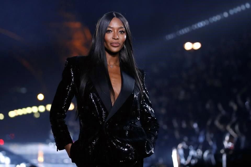 Naomi Campbell mencionó que antes de la llegada del coronavirus, lo primero que hacía cada día era rezar.