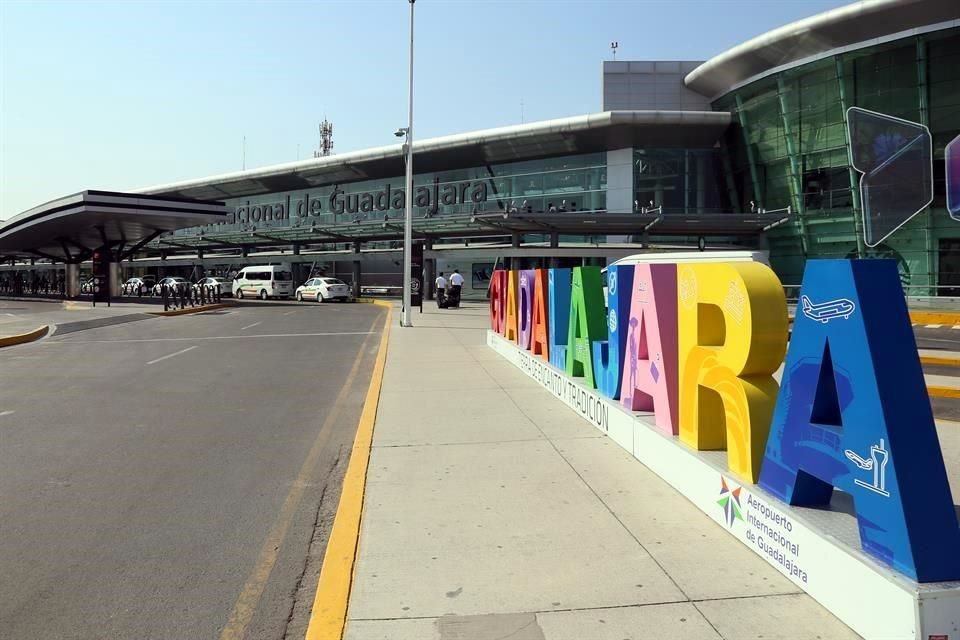 La pandemia de Covid-19 impulsó la construcción de la Segunda Pista del Aeropuerto Internacional de Guadalajara al aprovechar la reducción del tráfico de pasajeros.