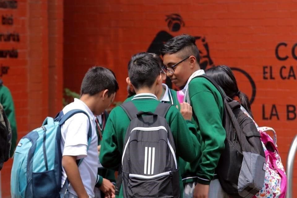 Los Mandatarios consideraron en su mensaje que lo mejor para los estudiantes es consensuarlo.