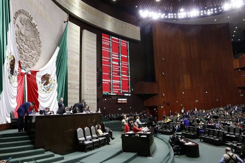 La Junta de Coordinación Política acordó convocar al Pleno los días 29 y 30 de junio.