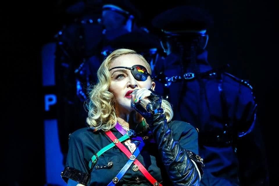 Madonna afirmó haber estado enferma de coronavirus a final de su gira en París, durante marzo.