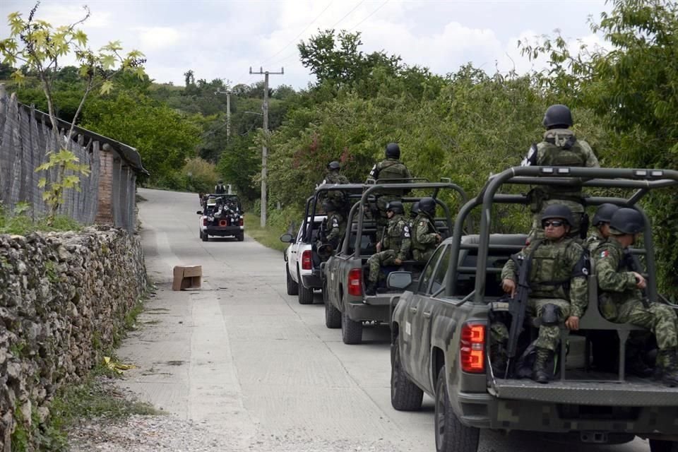 Decreto que faculta al Ejército en seguridad pública normaliza la estrategia del Gobierno de Calderón, advirtió colectivo #SeguridadSinGuerra.