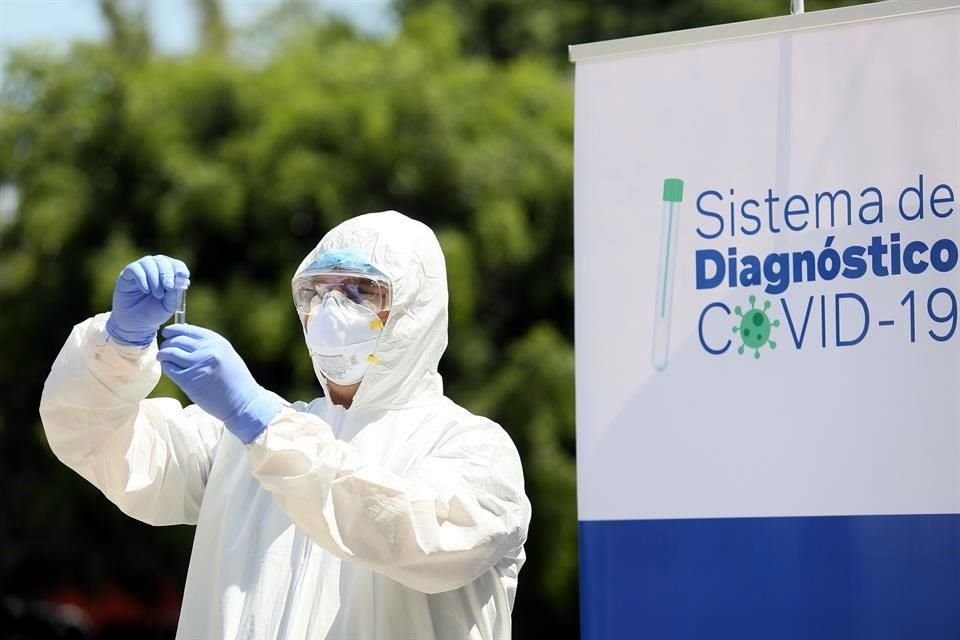 El Gobierno de Jalisco informó que compró 26 mil pruebas rápidas y que ya se encuentran disponibles para detectar el coronavirus.