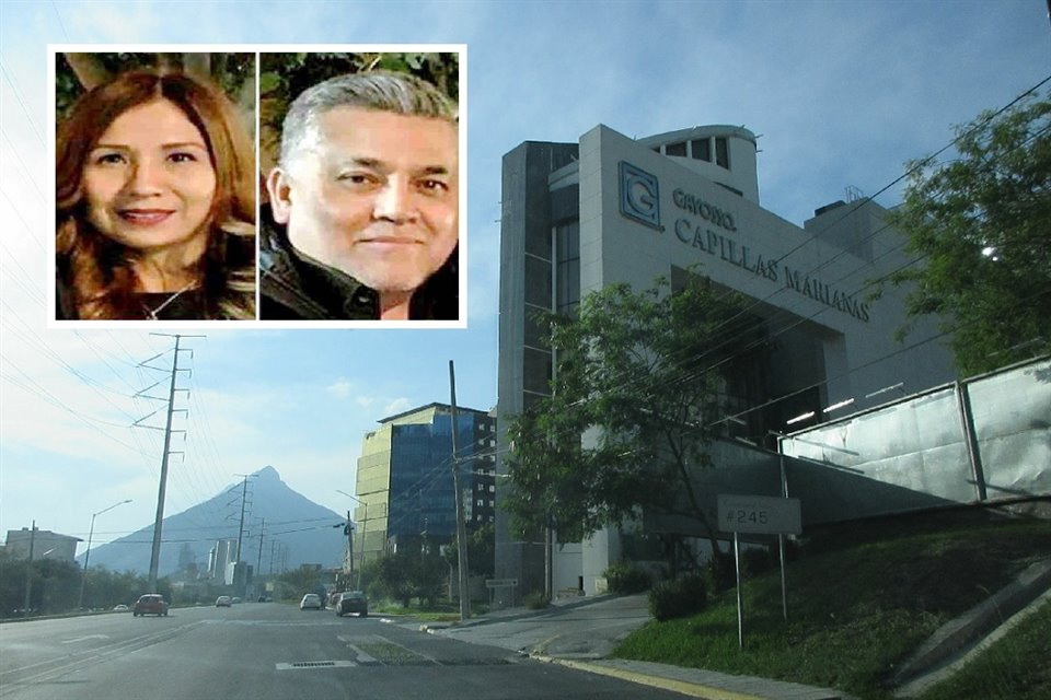 Familiares velan a Josefina Montiel Sánchez e Ismael Castillo Mendoza en las Capillas Marianas de la Funeraria Gayosso. 