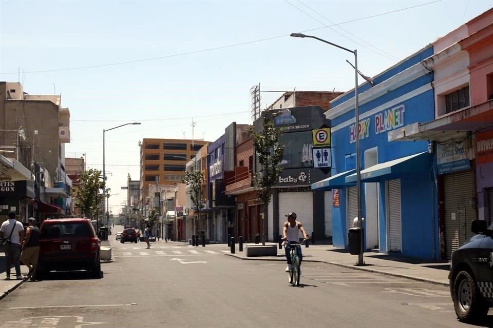 El Gobierno de Jalisco formalizó el anuncio de que la reapertura del sector económico será a partir del 1 de junio y no este lunes.