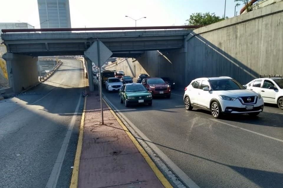 En la zona, la vialidad se vio afectada.