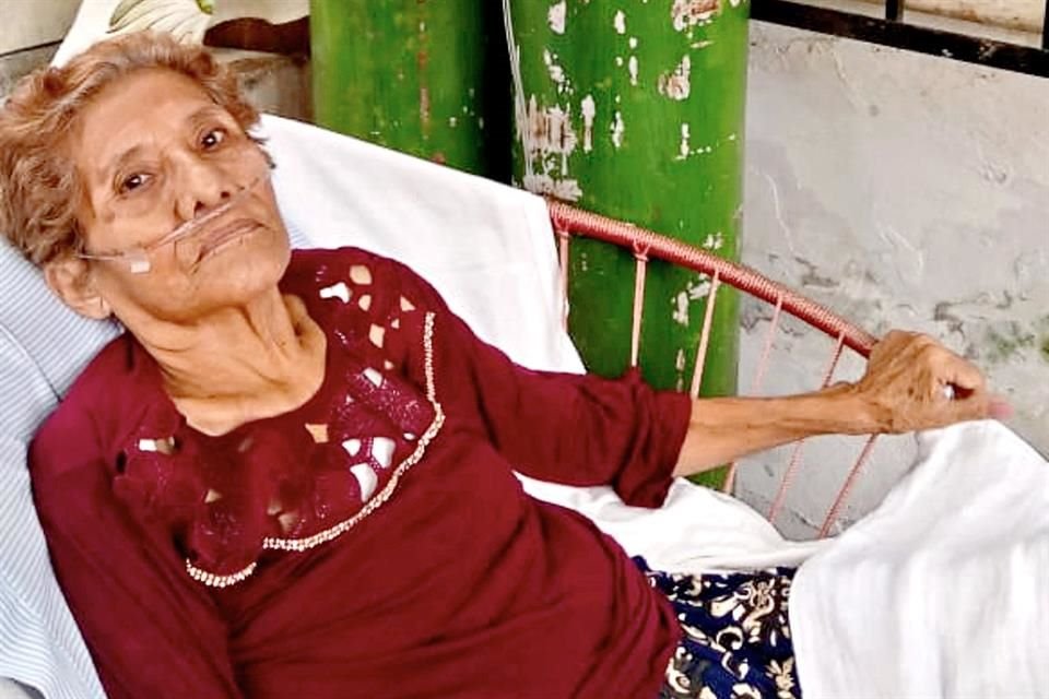 La señora Marcelina cumplió 79 años en un hospital del ISSSTE Especial en Veracruz.