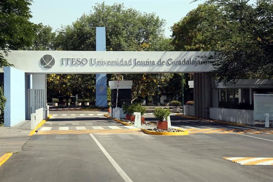 El ITESO retomó 134 materias a las que alumnos deberán asistir ya que se requiere del uso de equipo que está en los laboratorios o talleres.