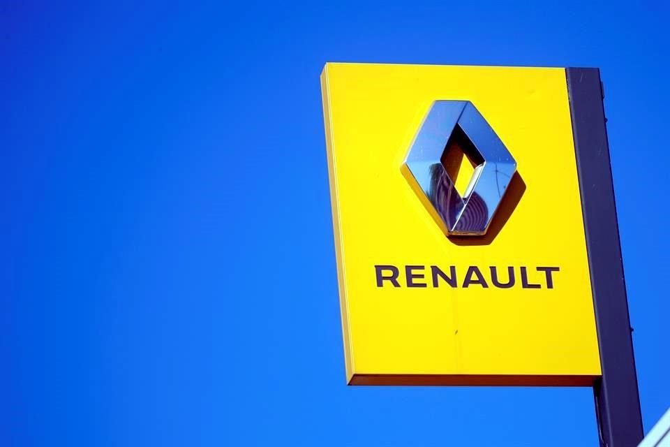 Renault se ha visto fuertemente golpeado por los problemas de suministro de componentes electrónicos.