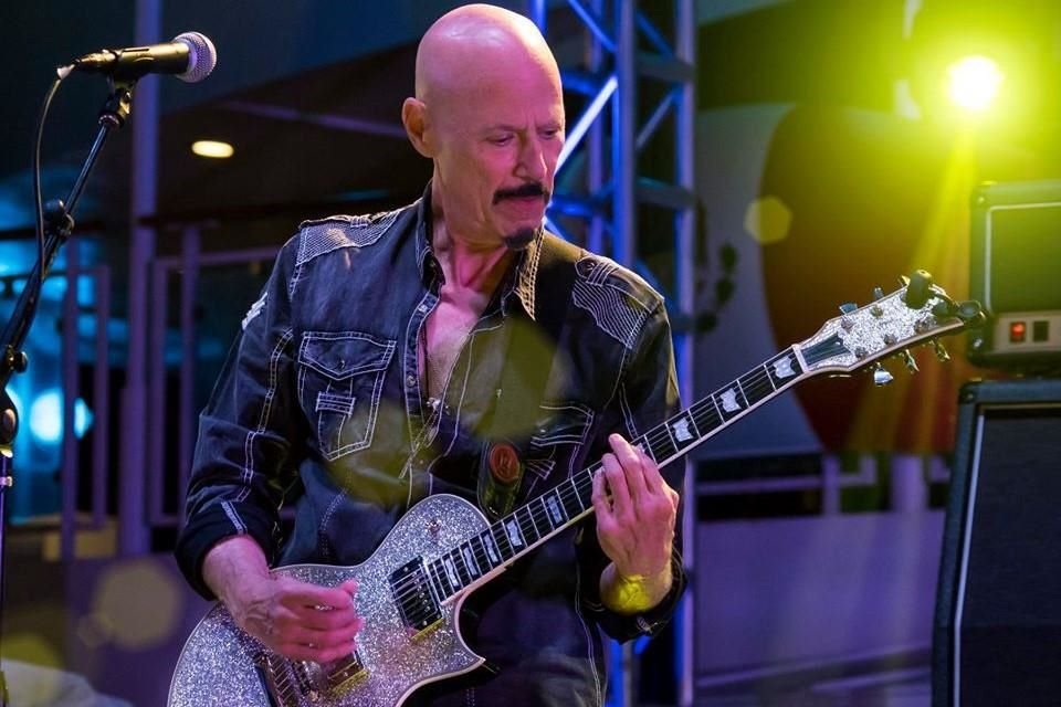 La causa de la muerte del músico no fue revelada.