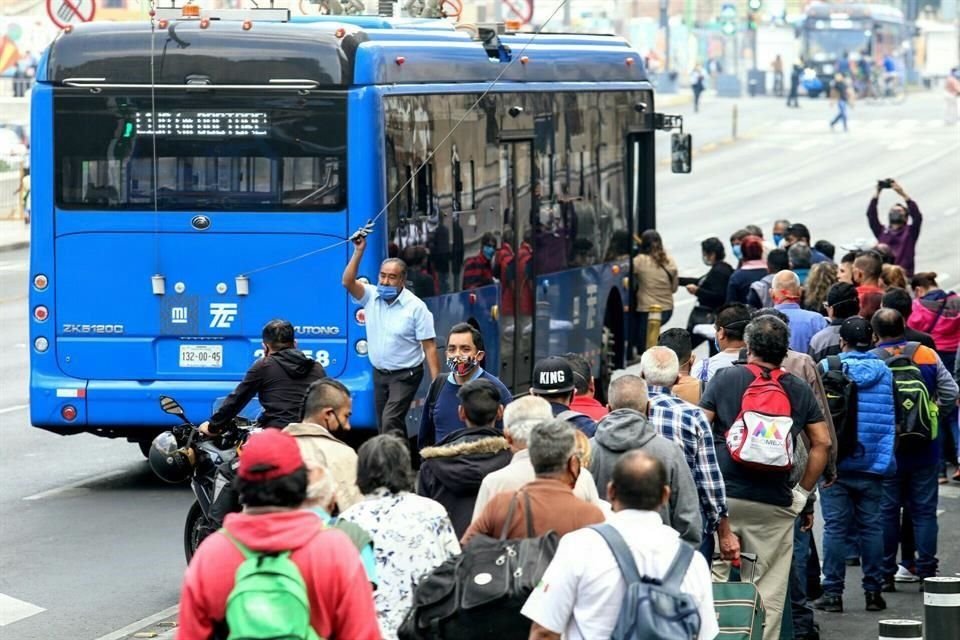 Tras la Jornada Nacional de Sana Distancia, la CDMX (foto) y los estados comenzaron con la reapertura gradual de actividades.