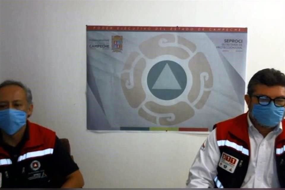 Autoridades de Protección Civil de Campeche.