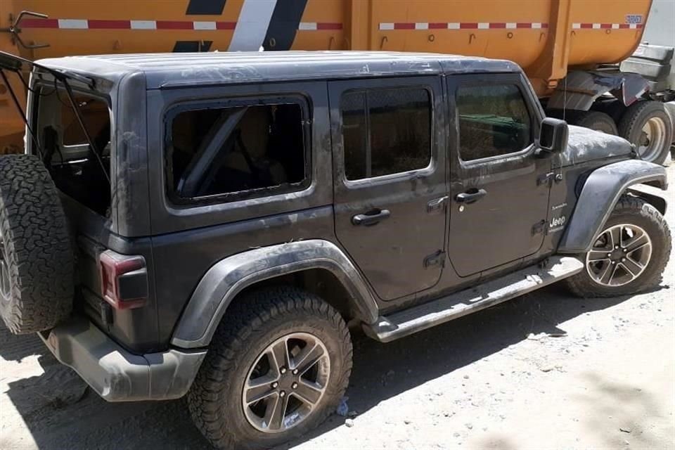 Durante la persecución el Aveo y la Jeep Sahara terminaron impactados.