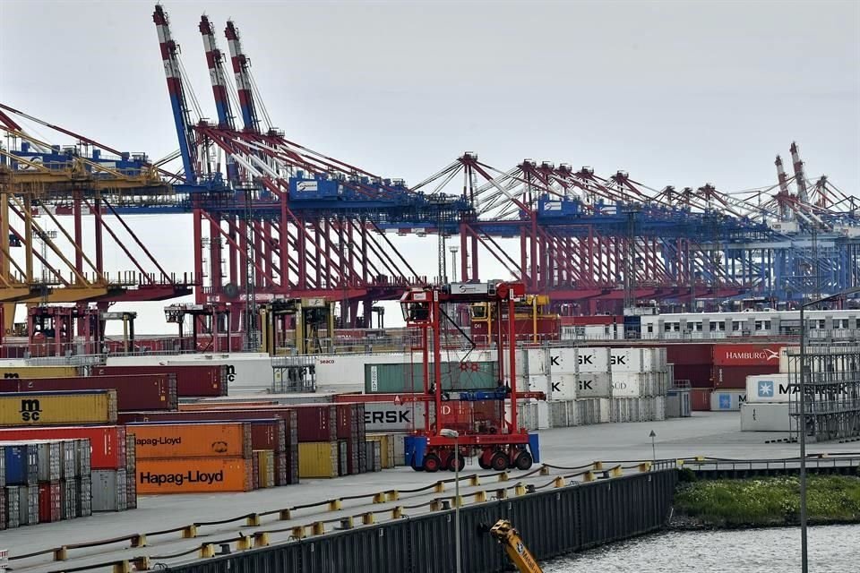 México esquiva la recesión, aunque Fitch prevé un crecimiento débil