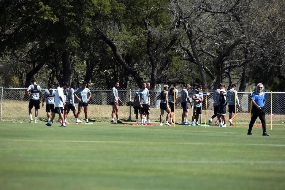 Los felinos regresarán a las prácticas normales en La Cueva, en Zuazua.