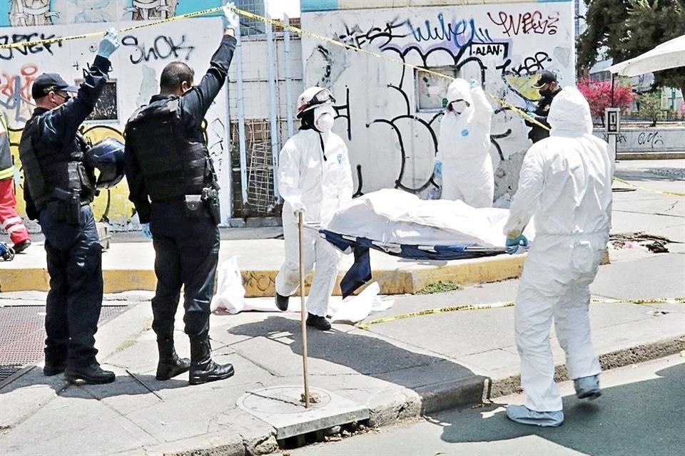 Personas que se contagian de Covid-19 no ingresan a algún hospital y mueren en sus domicilos.