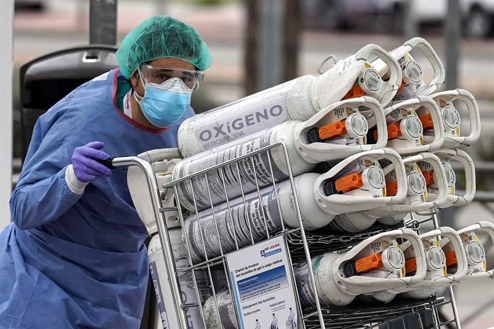 Son escasos los sitios donde se puede obtener un cilindro de gas medicinal, dijo la Asociación Mexicana de Industrias de Insumos Médicos.