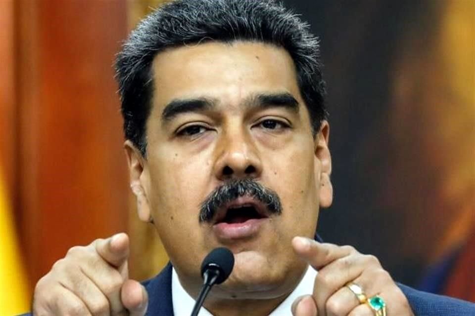 Maduro indicó que a la embajadora se le prestaría un avión a fin de que abandone Venezuela en un lapso no mayor a tres días.