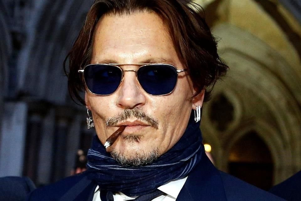 Depp demandó a la editorial de The Sun, que afirmó que el actor fue violento y abusivo con su ex esposa Amber Heard.