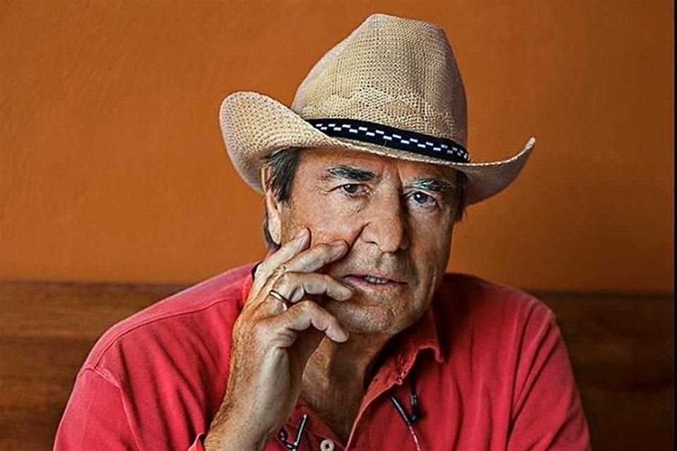 El autor dice que su pariente no le informó de su ingreso.