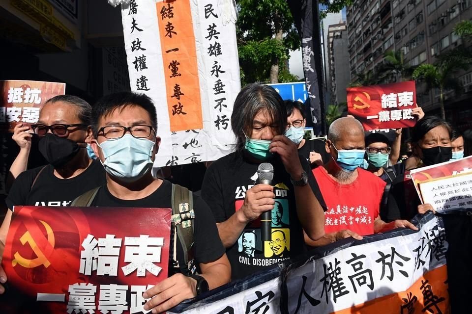 Manifestantes prodemocráticos volvieron a salir a las calles de Hong Kong para condenar la aprobación de la ley de seguridad impulsada por Beijing debido al potencial riesgo de violación de derechos.