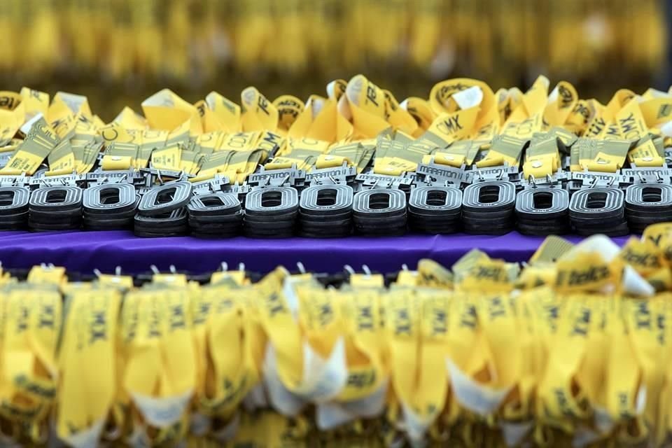 Las medallas del Maratón de la CDMX no se habían ni hecho.