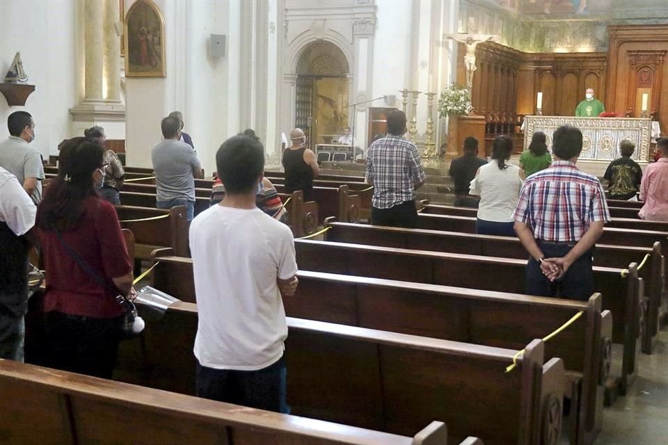 Las nuevas medidas señalan que los templos podrán abrir de lunes a viernes.