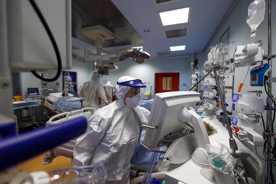 La Ssa notificó 22 fallecimientos más por coronavirus, con lo que Jalisco acumuló a 889 víctimas mortales.