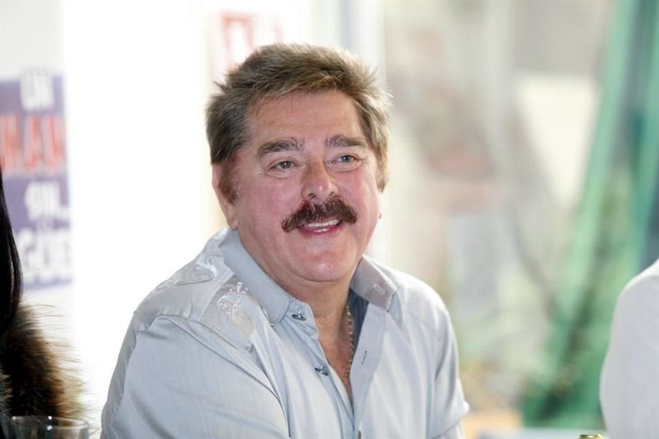 Raymundo Capetillo estaría hospitalizado a causa de coronavirus.