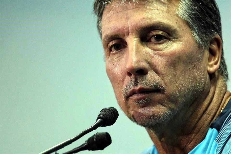 El técnico espera recuperar a los cuatro jugadores positivos de Covid-19.