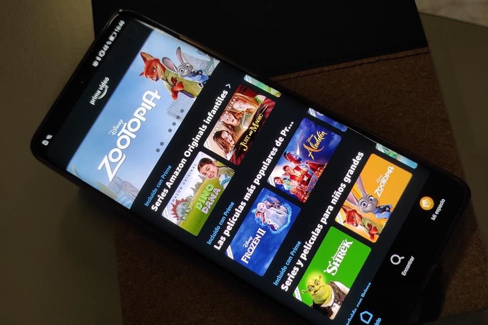 El servicio de streaming invertirá 2.65 millones de dólares en fondos de Covid-19 para la recuperación de la comunidad productora en México.
