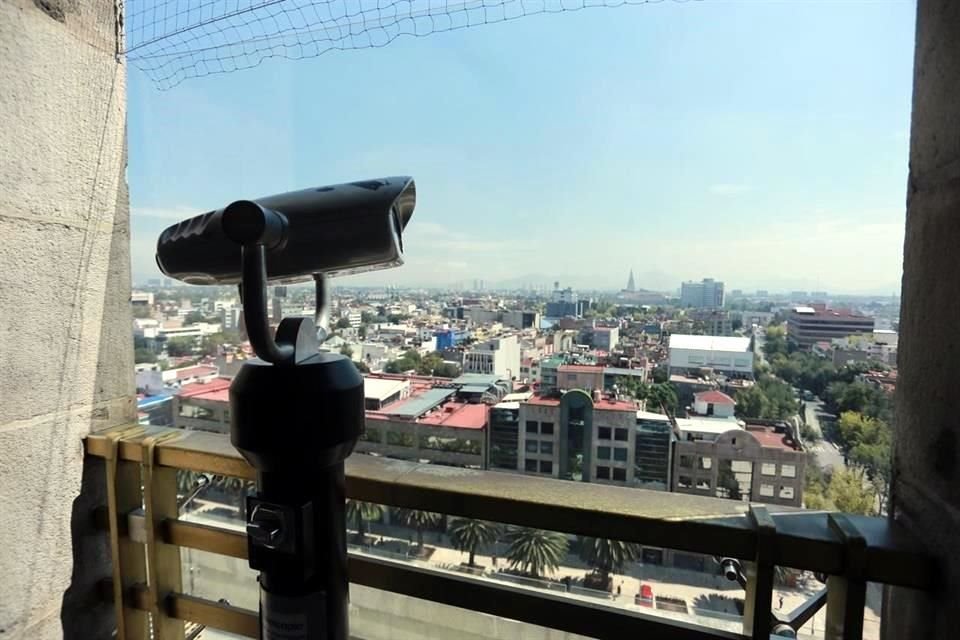A partir del próximo fin de semana, la cafetería que se encuentra en el mirador será reabierta, pero únicamente con cuatro mesas para dos personas.
