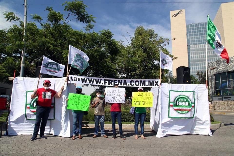 Por cuarta ocasión, en al menos ocho ciudades se ha realizado una caravana móvil para pedir la renuncia del Presidente López Obrador.