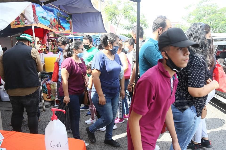 Otros 14 tianguis no se instalaron porque según el Alcalde Ismael del Toro, representan un riesgo para la salud por estar en áreas con altos niveles de contagios.